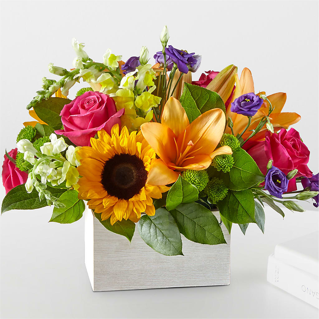 Best Day Box Bouquet – Everbloom, Murfreesboro TN