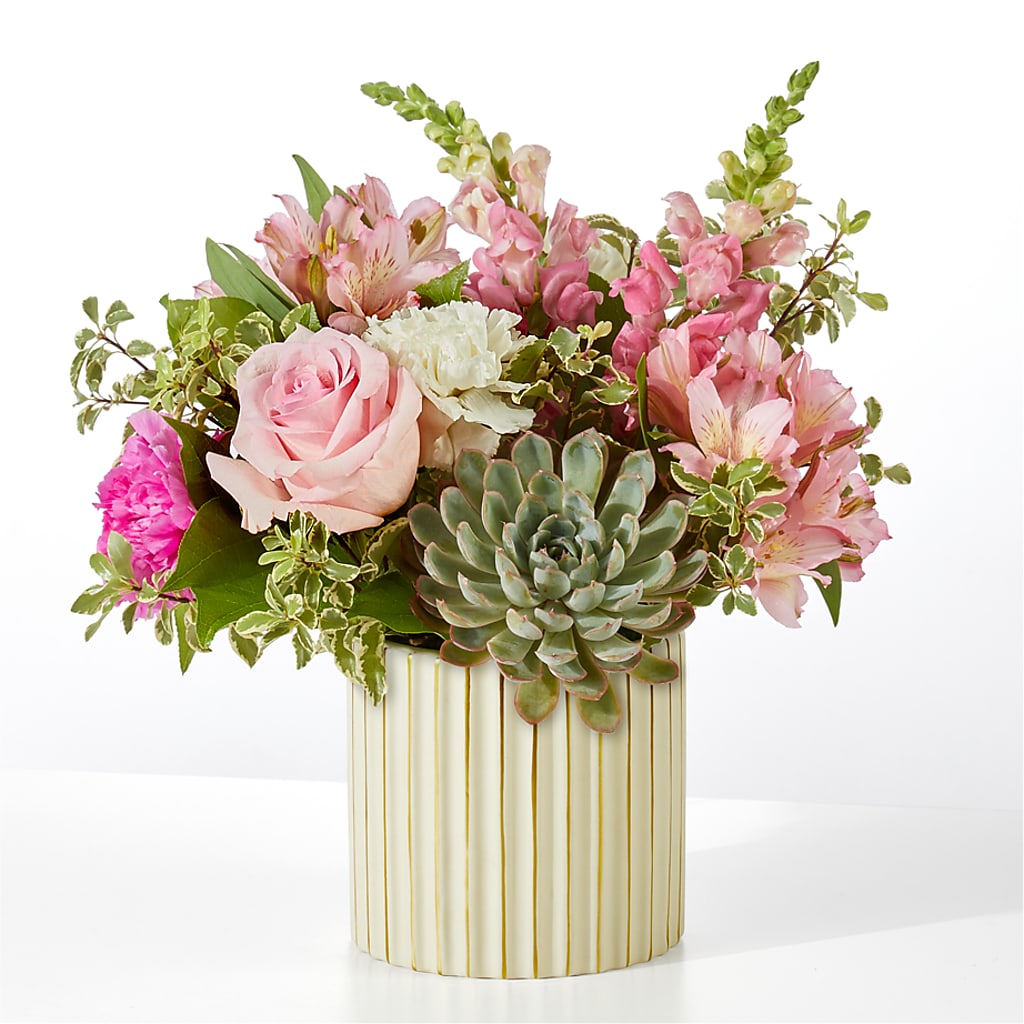 Magenta Musings Bouquet – Everbloom, Murfreesboro TN