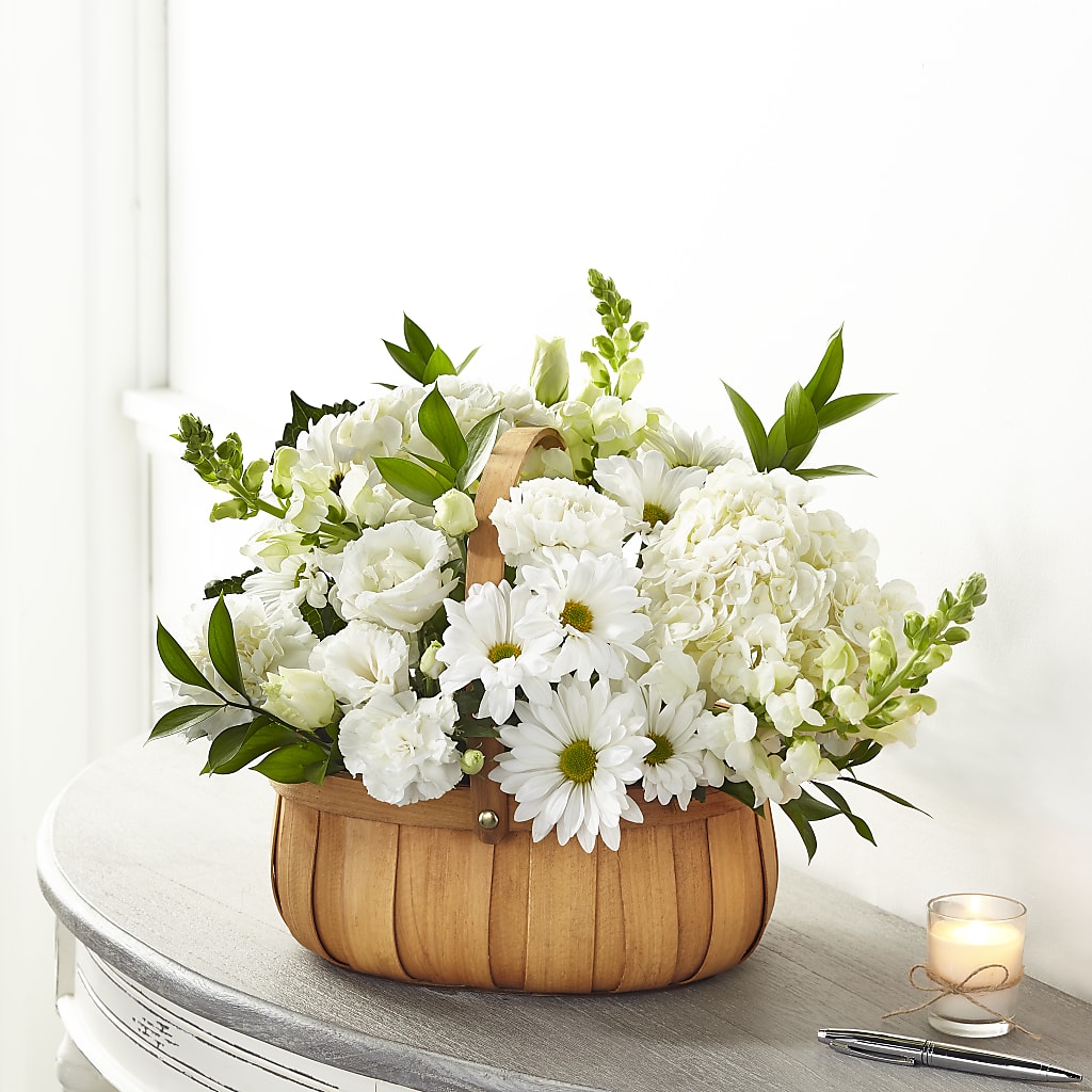 Pure Ivory Basket – Everbloom, Murfreesboro TN