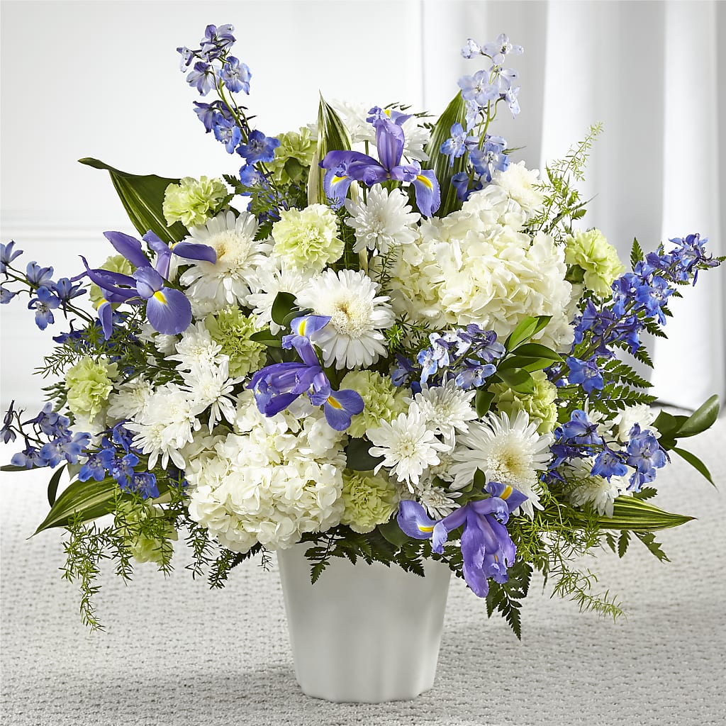 Soft Serenity Floor Basket – Everbloom, Murfreesboro TN