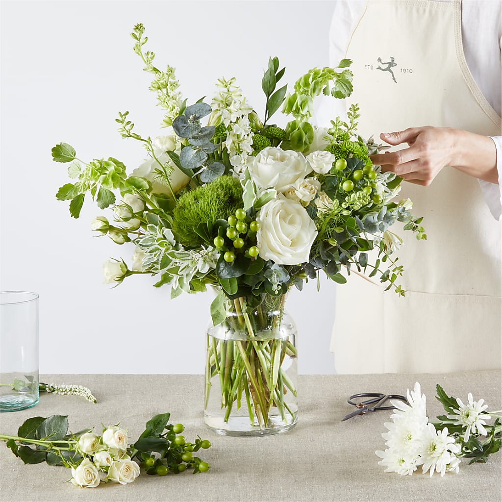 Irish Garden - A Florist Original –  Everbloom, Murfreesboro TN