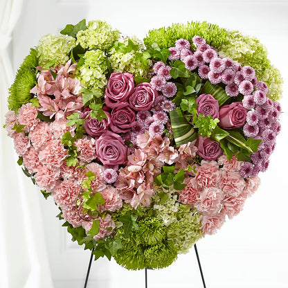 Heartwarming Standing Heart –  Everbloom, Murfreesboro TN